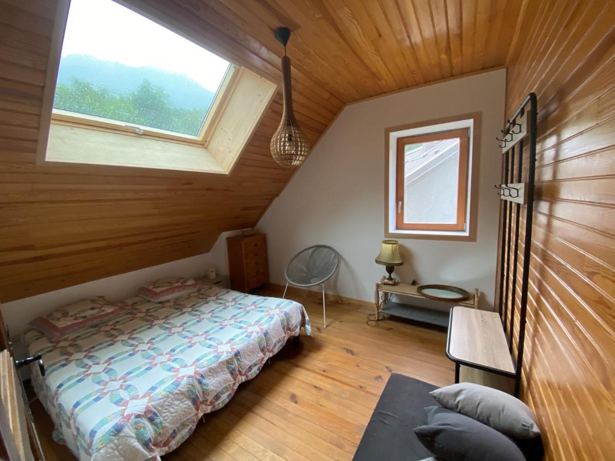 Maison Refaite A Neuf En Pleine Nature Puy-Saint-Eusebe Εξωτερικό φωτογραφία